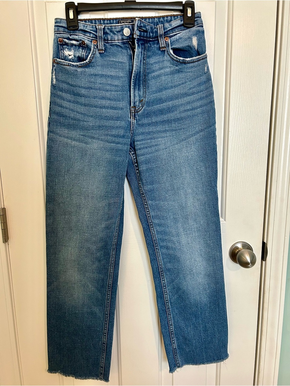 Abercrombie High-Rise Straight Leg Women’s Jeans - Blue